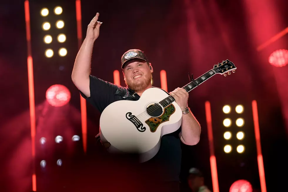 Luke Combs Is Using His Success to Say Thank You to His Parents