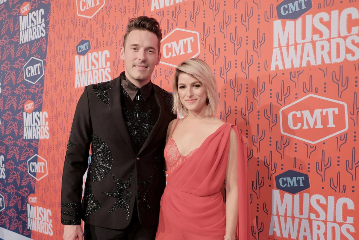 Cassadee Pope + Sam Palladio Can Write Together, But Not Hungry