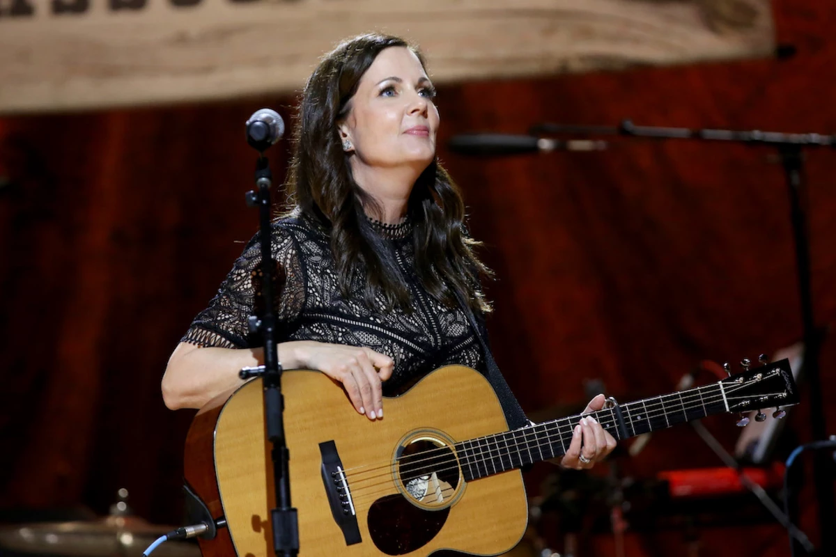 Lori McKenna Songwriting Without Preaching Is 'Part of the Job'