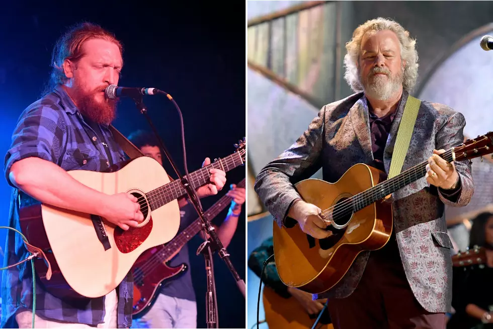 Tyler Childers, Robert Earl Keen Jam Out to End Sold-Out Red Rocks Show [WATCH]