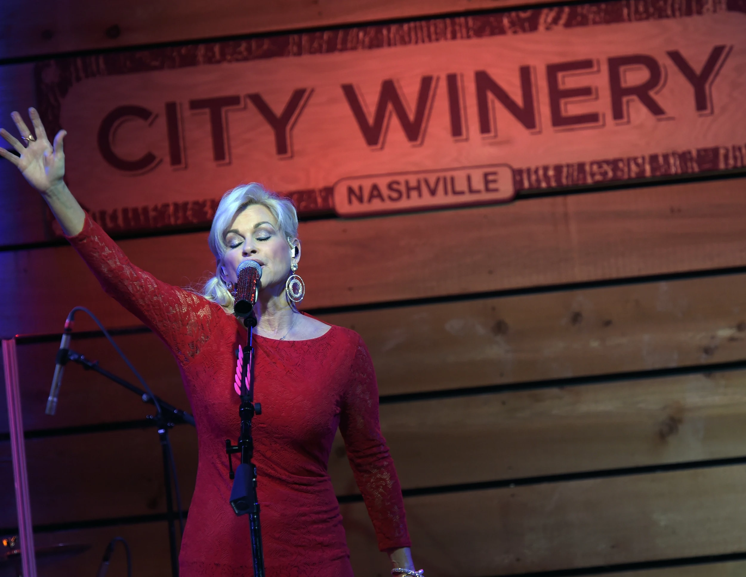 PICTURES: Lorrie Morgan Through the Years