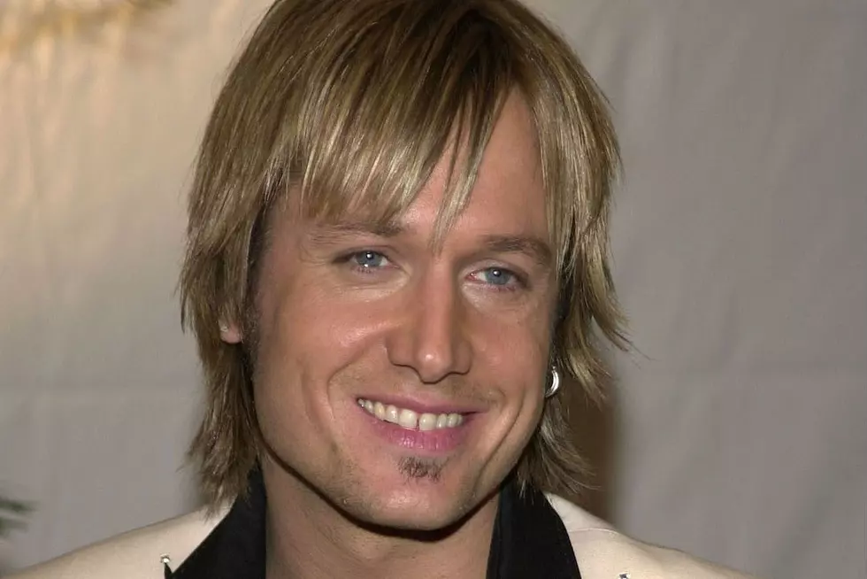 Throwback! Watch Keith Urban Accept His Very First CMA Awards Trophy