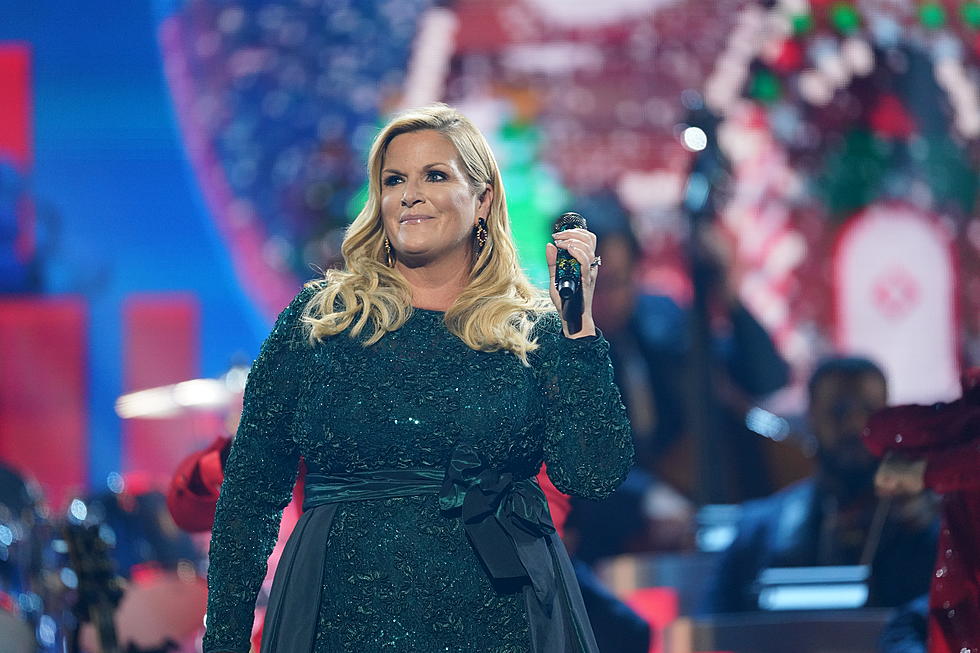 ‘CMA Country Christmas’ 2019: Everything You Need to Know