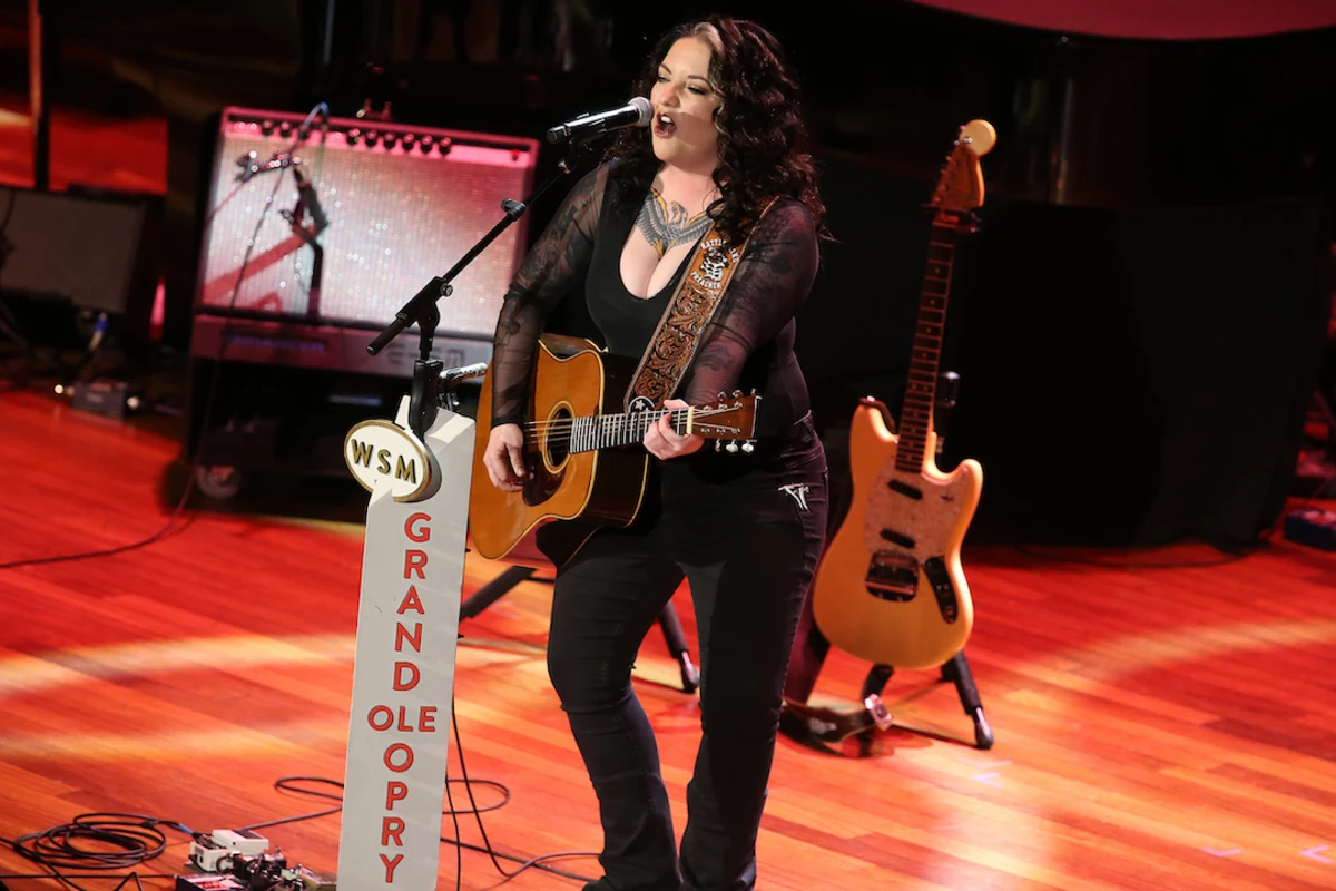 LISTEN Ashley McBryde Releases 'First Thing I Reach For'