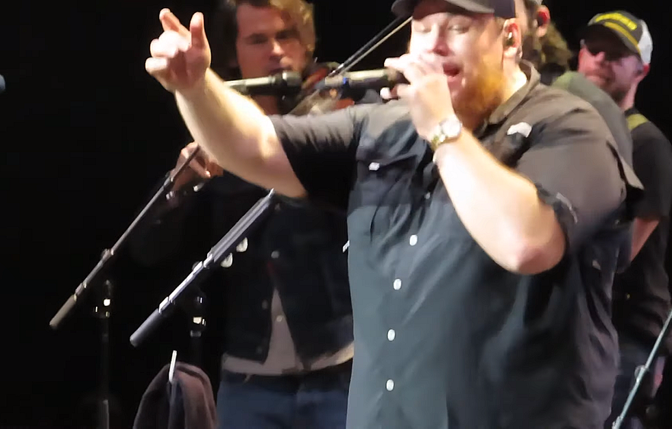 Luke Combs Enlists Old Crow Medicine Show for ‘Wagon Wheel’ in Nashville [WATCH]