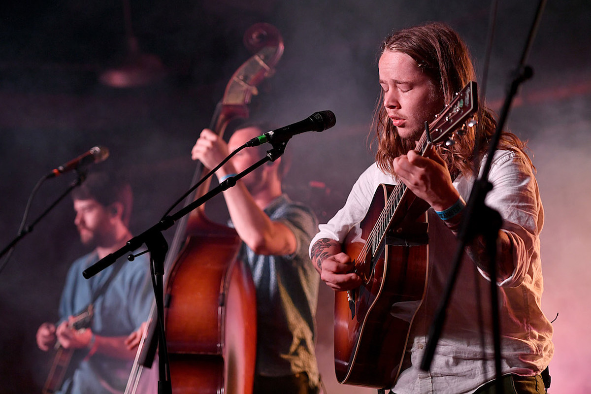 Why Guitarist Billy Strings Is the Bluegrass Star You Can't Miss