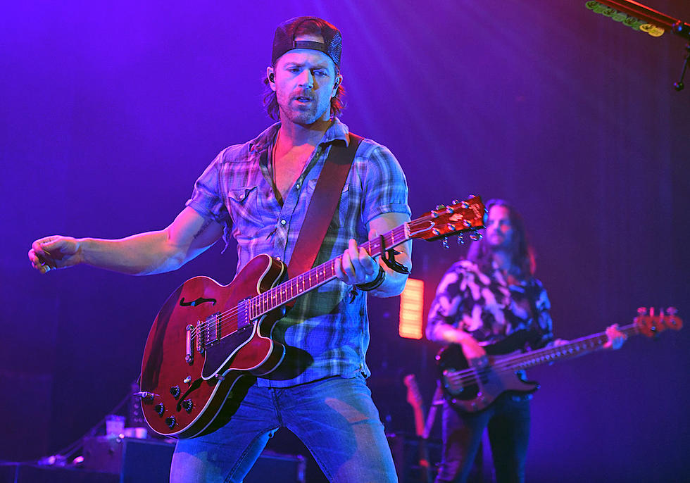 WATCH: Kip Moore Brings Jokes and a New Song to the Ryman Stage 