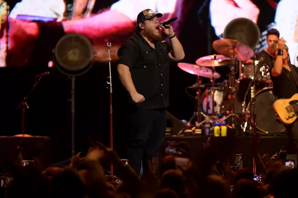 Watch Luke Combs Cover ‘Man of Constant Sorrow’ on 2020 What You See Is What You Get Tour