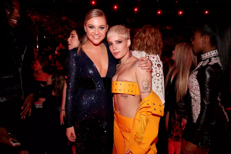 Kelsea Ballerini, Halsey Come Face-to-Face With ‘The Other Girl’ at CMT ‘Crossroads’ [WATCH]