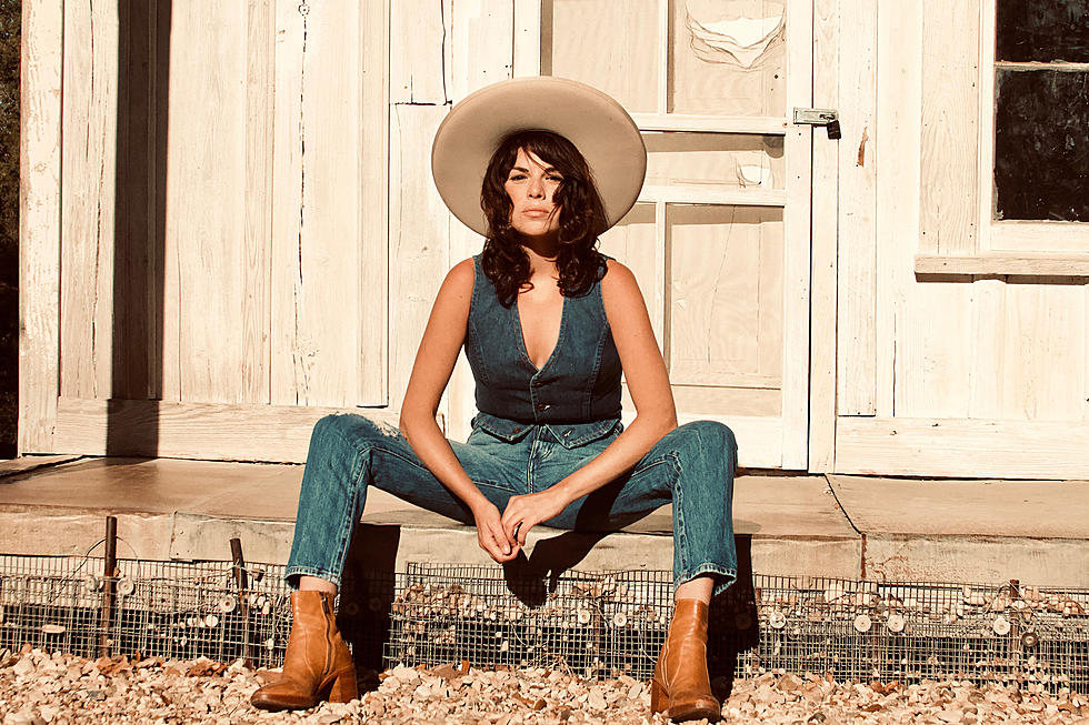Interview:Whitney Rose Does It Her Way on 'We Still Go to Rodeos'
