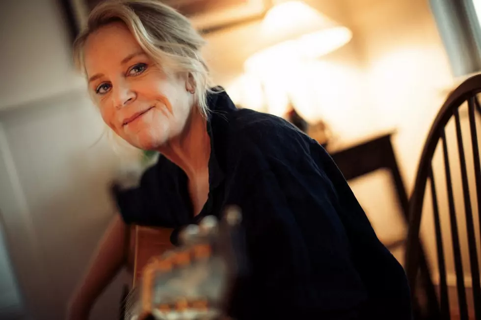 ‘Between the Dirt and the Stars': Hear Mary Chapin Carpenter’s New Album’s Title Track