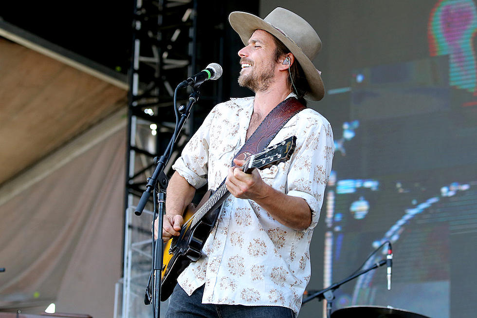 Lukas Nelson and Promise of the Real Explore Post-Pandemic Hope With New Album, &#8216;A Few Stars Apart&#8217;