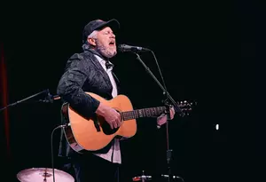 Robert Earl Keen Announces Retirement from Touring