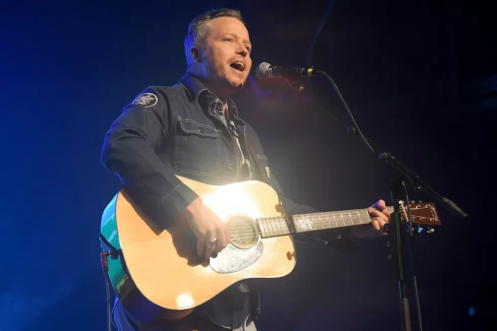 Jason Isbell Tests Positive for COVID-19, Cancels Shows