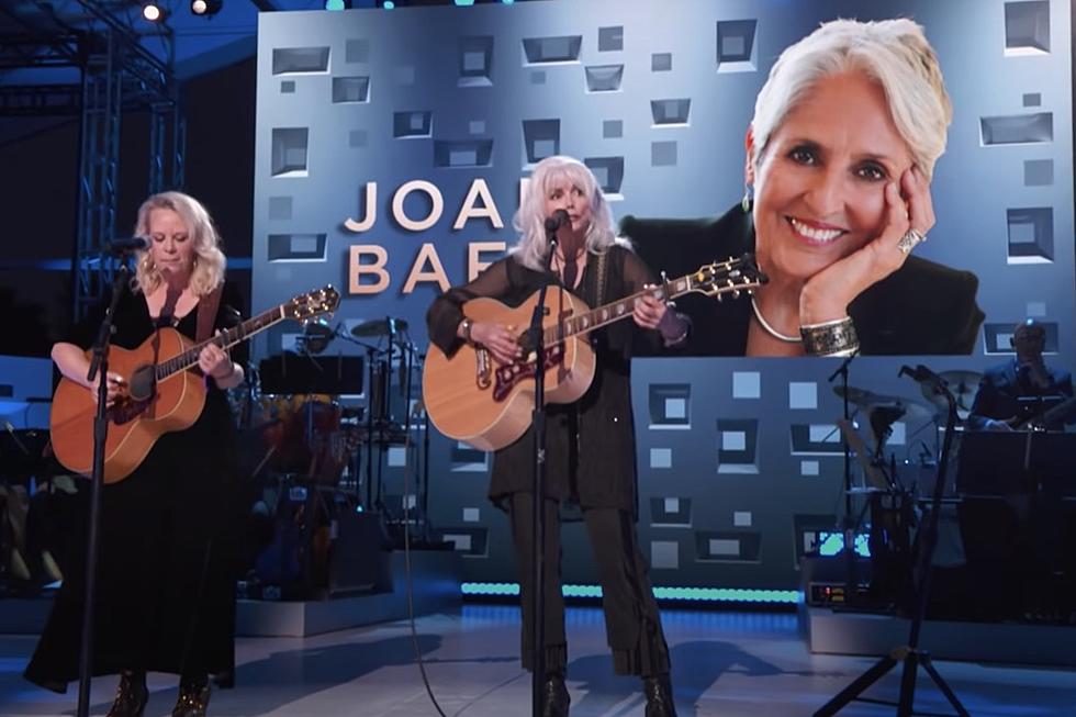 Emmylou Harris, Mary Chapin Carpenter’s Joan Baez Tribute at 2021 Kennedy Center Honors ‘Represents Who She Is’ [WATCH]