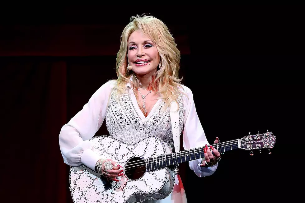 46 Years Ago: ‘Here You Come Again’ Becomes Dolly Parton’s First Gold Single