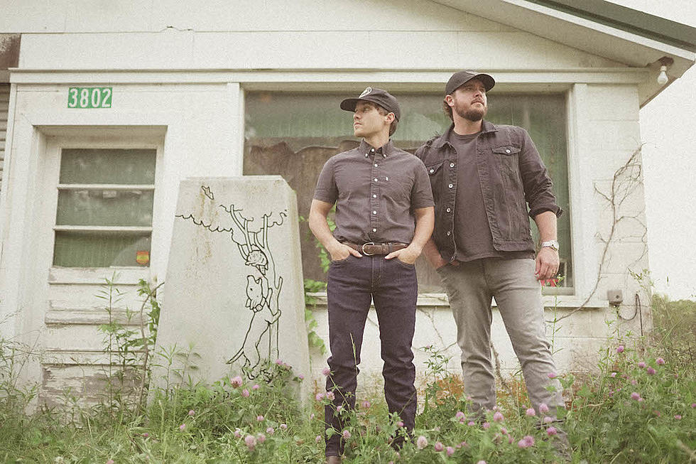 ALBUM REVIEW: Muscadine Bloodline Mix Modernity with Classic Country on ‘Dispatch to 16th Ave.’