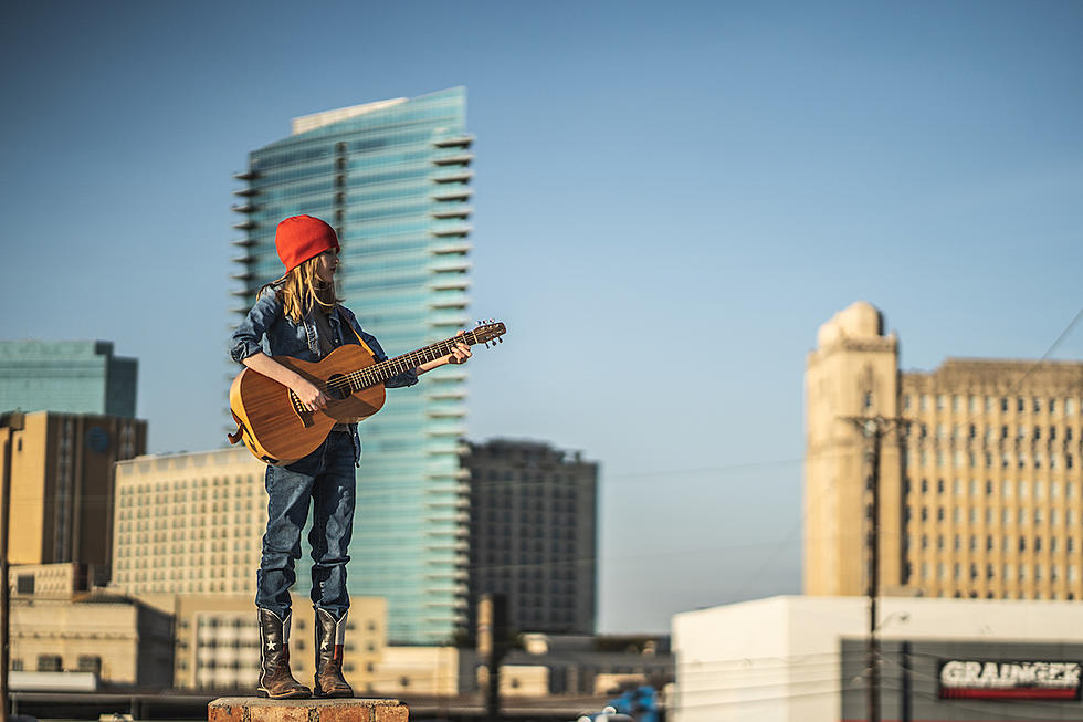 FIRST LISTEN: Hear Jack Barksdale&#8217;s New Album &#8216;Death of a Hummingbird&#8217;