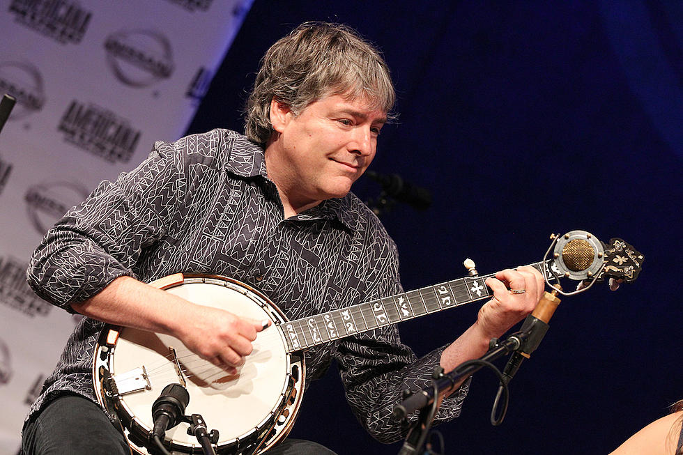 2022 IBMA Awards Big Winners Include Béla Fleck, Billy Strings, Dolly Parton + More