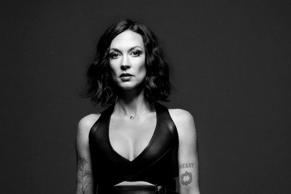 Amanda Shires Announces New Album, Shares Lead Single &#8216;Hawk for the Dove&#8217; [LISTEN]