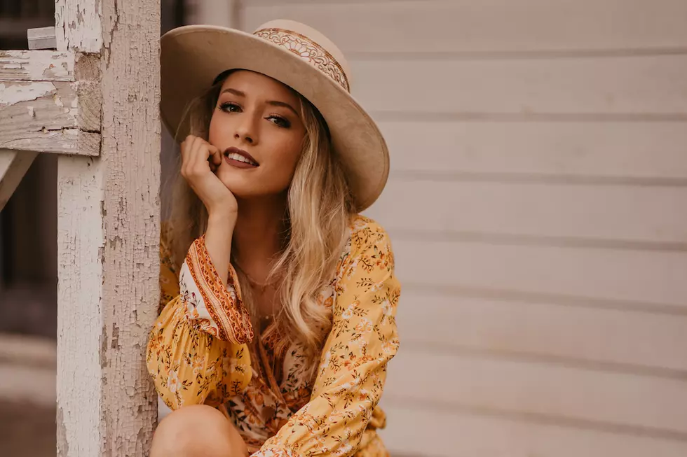 Emily Ann Roberts Celebrates the Small Things in Sunny New Single &#8216;Whole Lotta Little&#8217; [Listen]