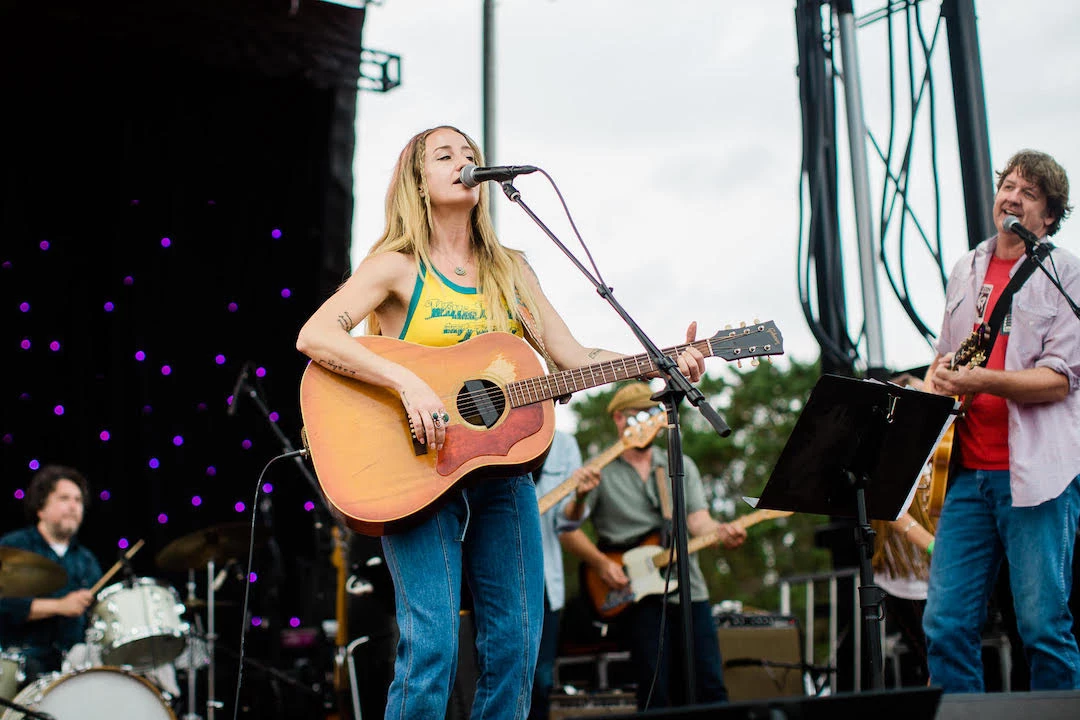 Hear Margo Price’s Groovy Take on ‘Shotgun Willie’ [EXCLUSIVE]