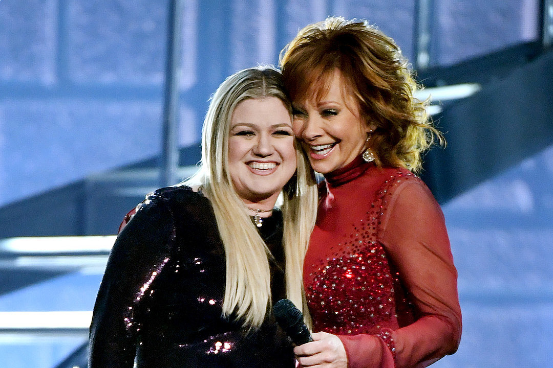 7 Unforgettable Reba McEntire and Kelly Clarkson Collaborations