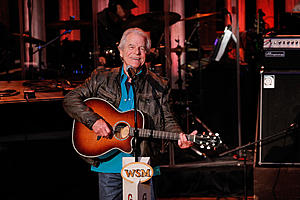 Ray Pillow, Grand Ole Opry Member and Country Hitmaker, Dies...