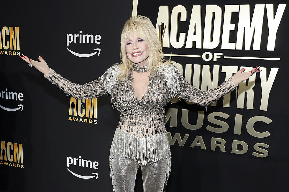 ACM Awards 2023 Country Stars Walk the Red Carpet [PHOTOS]
