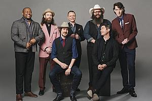 Old Crow Medicine Show Recruit Mavis Staples, Sierra Ferrell...