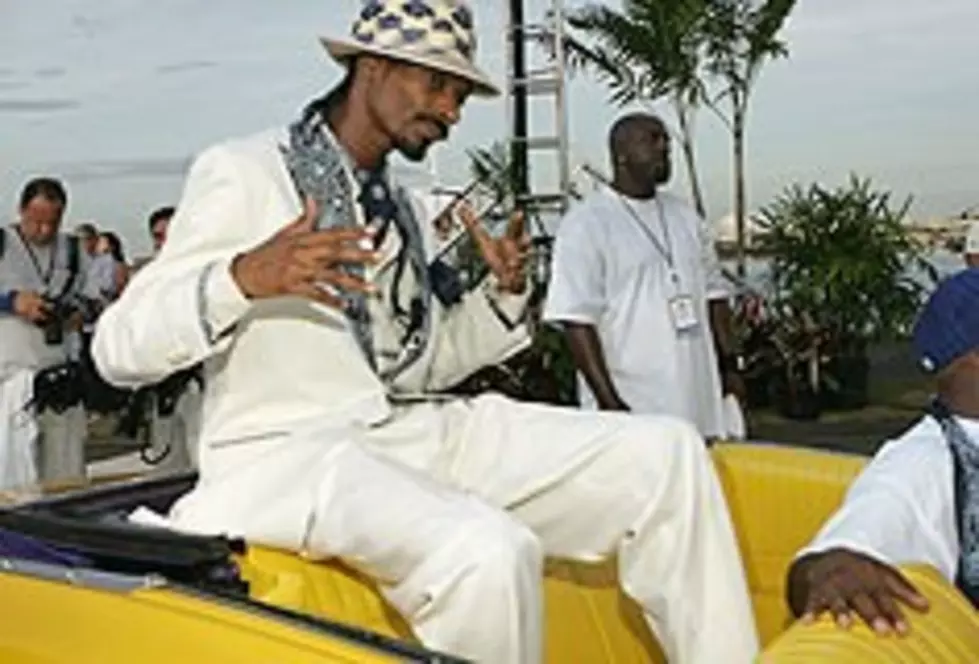 Snoop Dogg’s Convertible Impounded on Christmas Eve