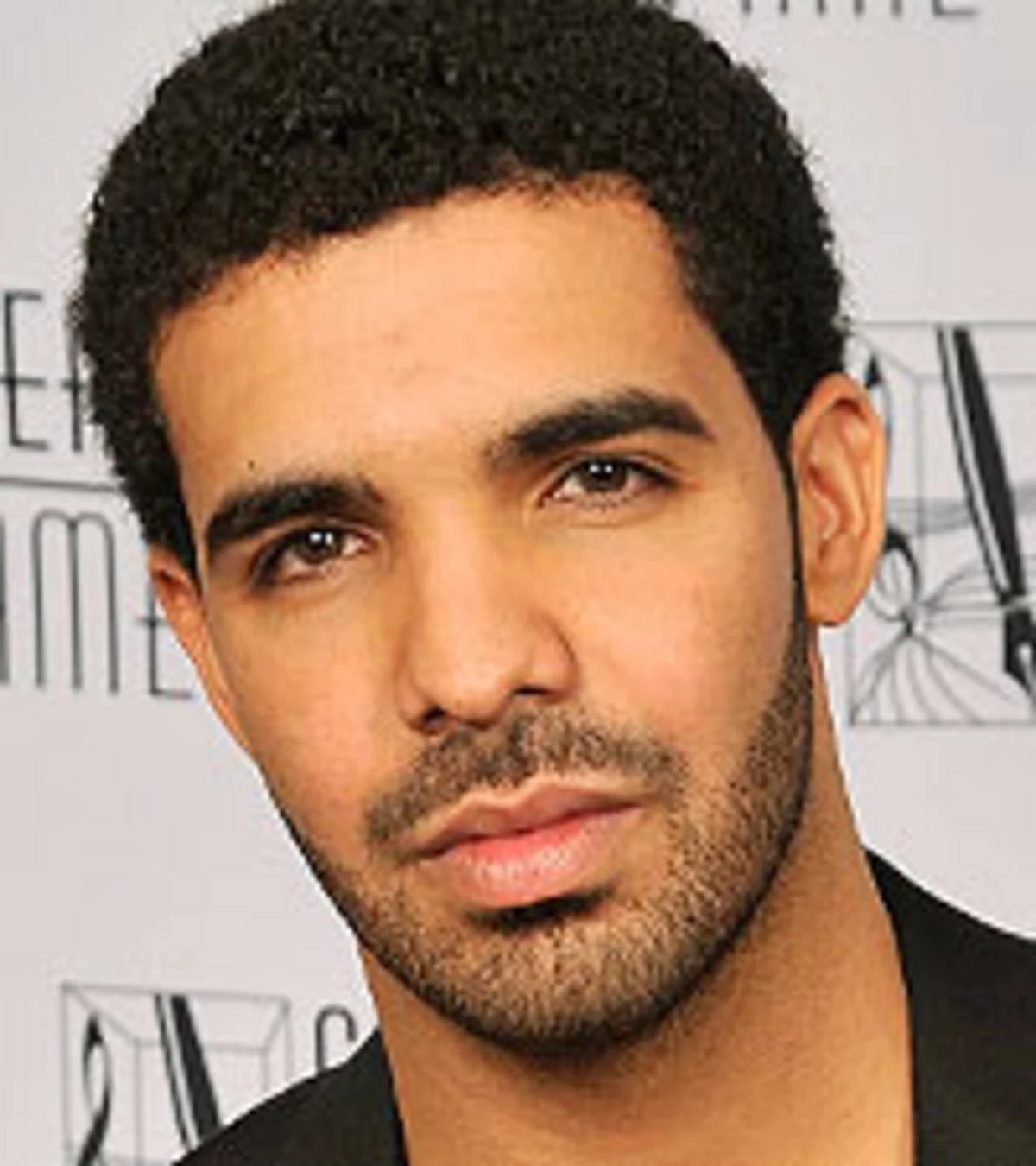 Drake Recycles Lyrics on New Track, ‘Trust Issues’