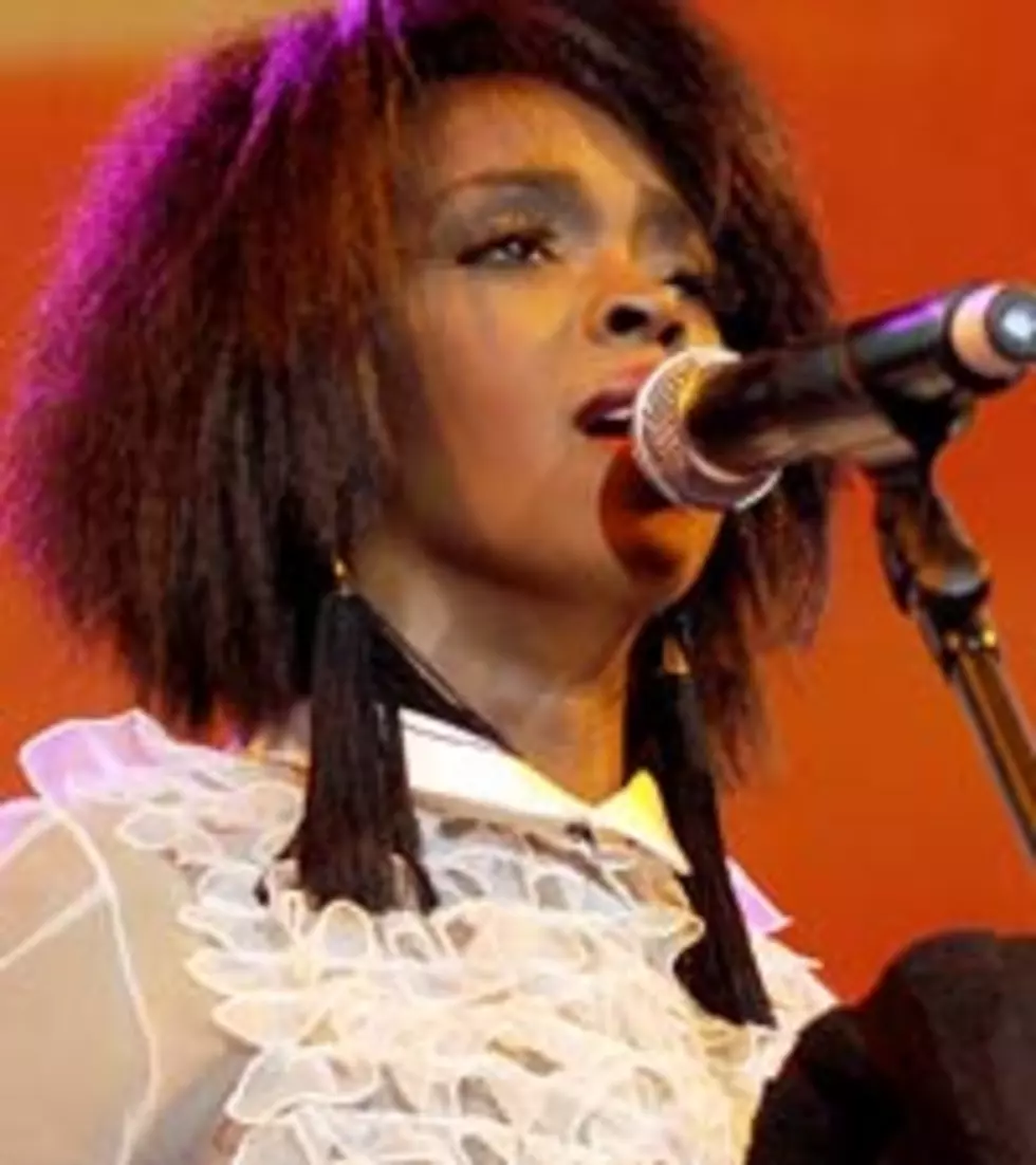 Lauryn Hill Accused of Failing to Return Clothes, Sued