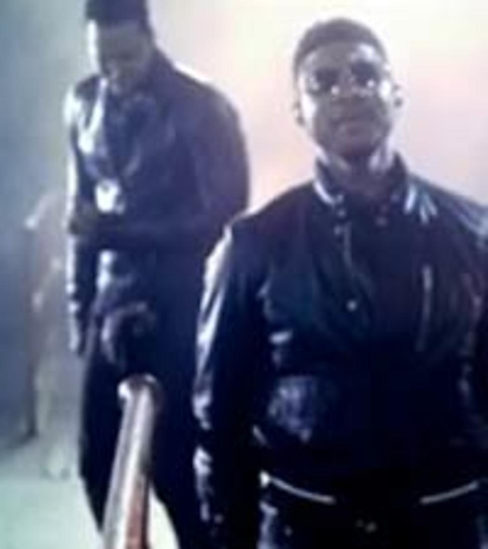 Usher Taps Into His Spanish Side in New Video &#8212; Watch