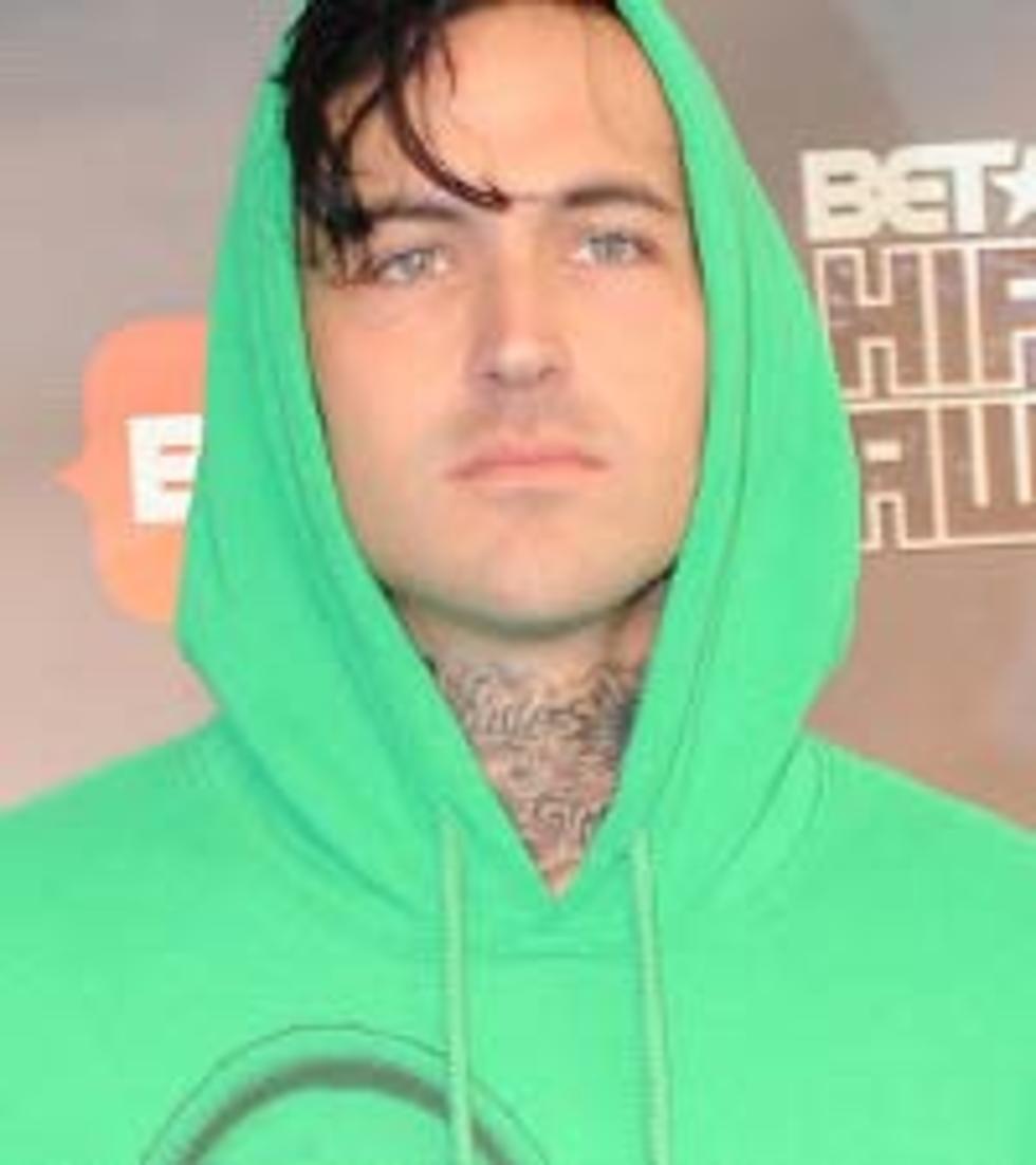 Yelawolf Adds Fefe Dobson, Eminem, More to &#8216;Radioactive&#8217;