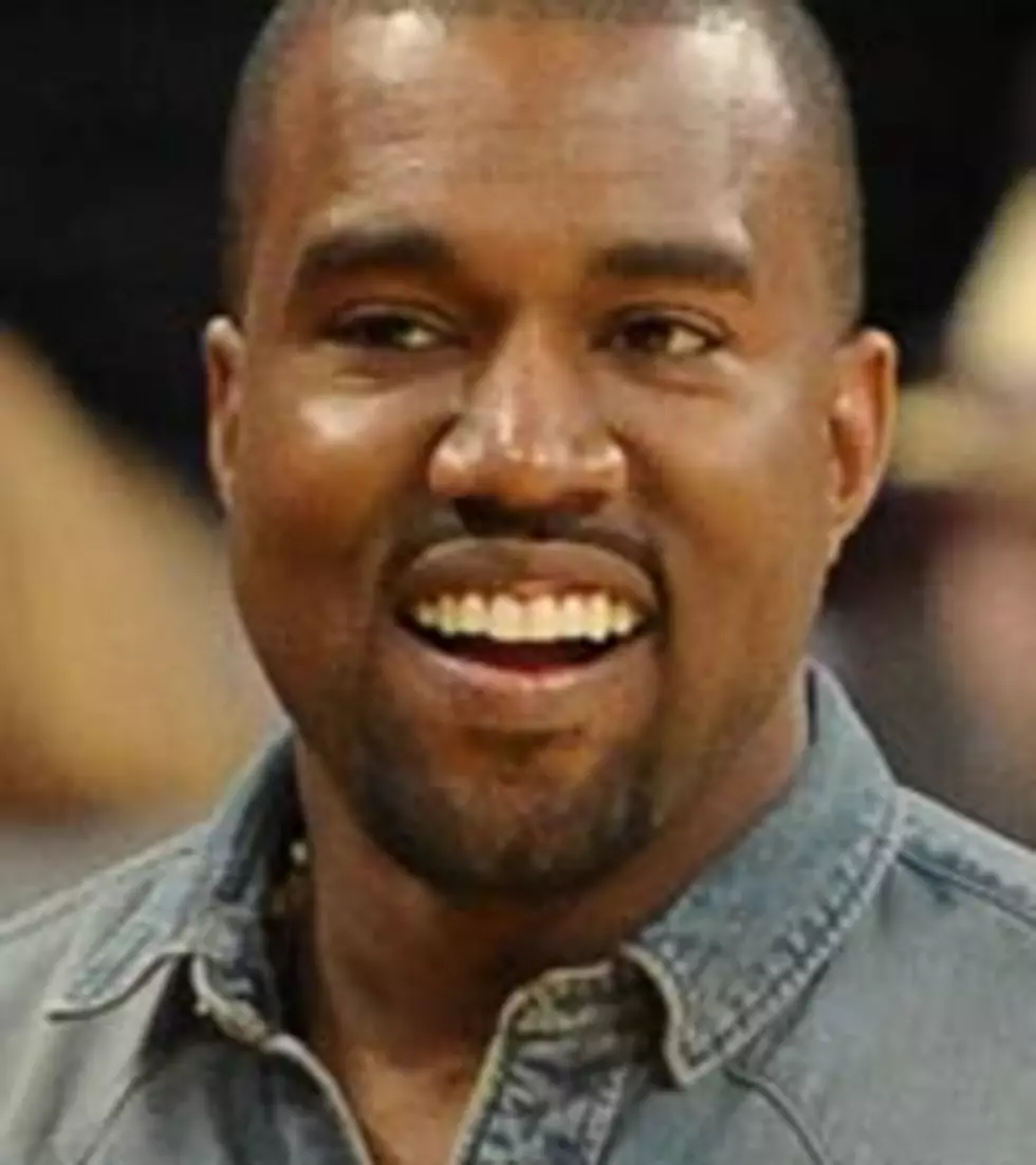 Kanye West Shows Off DJ Skills in Las Vegas, Welcomes 2012