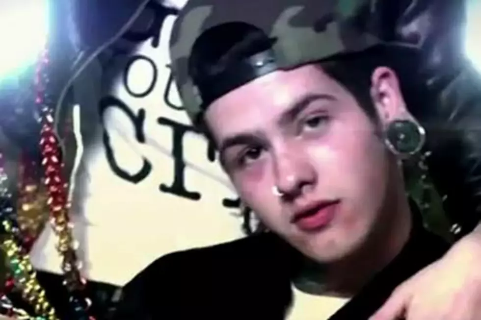 T. Mills ‘Scandalous’ Video: Rhymer In Shower Scene