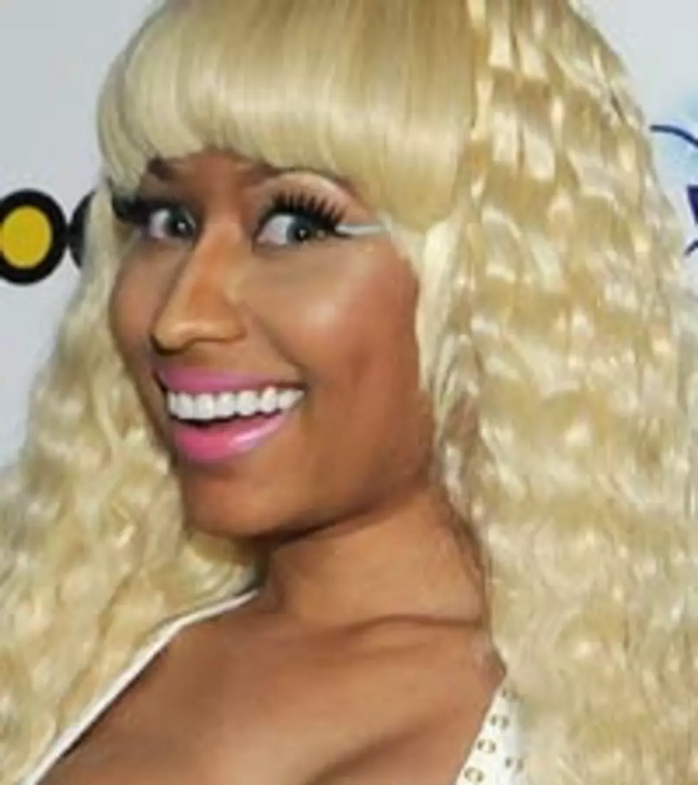 Nicki Minaj, Grammy Awards 2012: Rapper Dances for LL Cool J