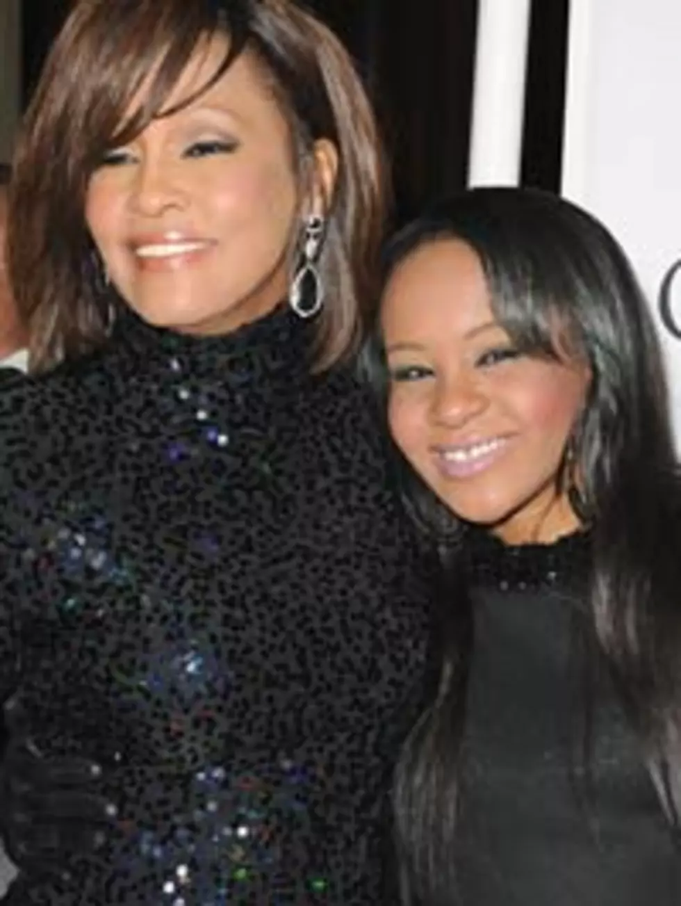 Bobbi Kristina, Nick Gordon: Whitney Houston’s Daughter & ‘Adopted Son’ Kiss in Public
