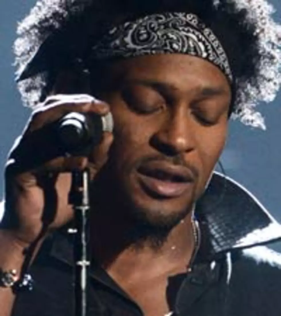 D&#8217;Angelo, BET Awards 2012: Crooner Makes Televised Return, Performs &#8216;Untitled (How Does It Feel)&#8217;