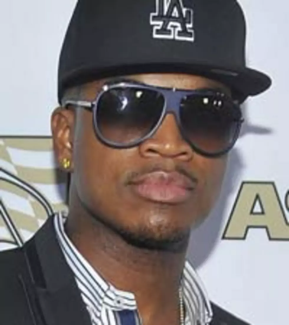 Ne-Yo &#8216;Let Me Love You&#8217; Video: Singer Dances Like MJ, Romances His Lady