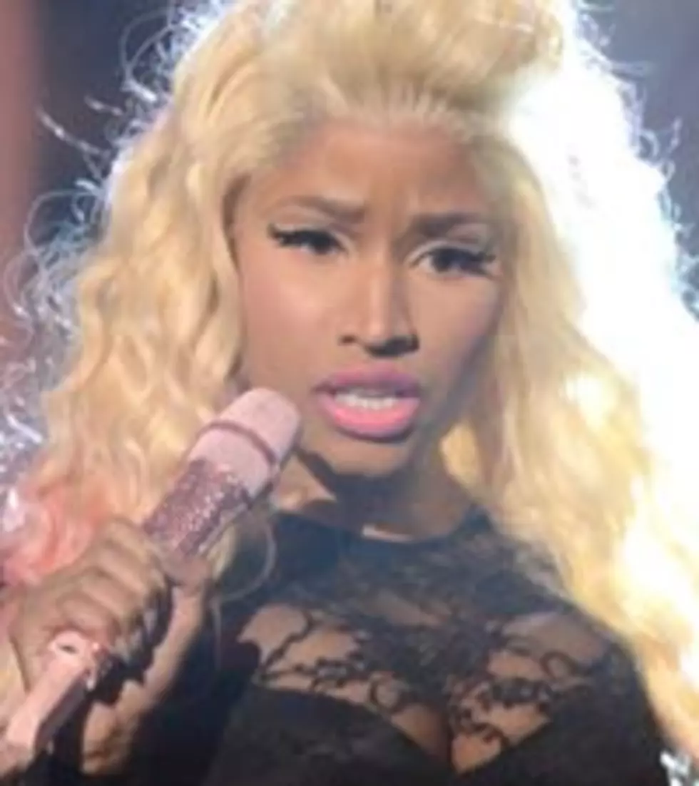 Nicki Minaj, BET Awards 2012: Rapper Performs ‘Champion’ and ‘Beez in the Trap’