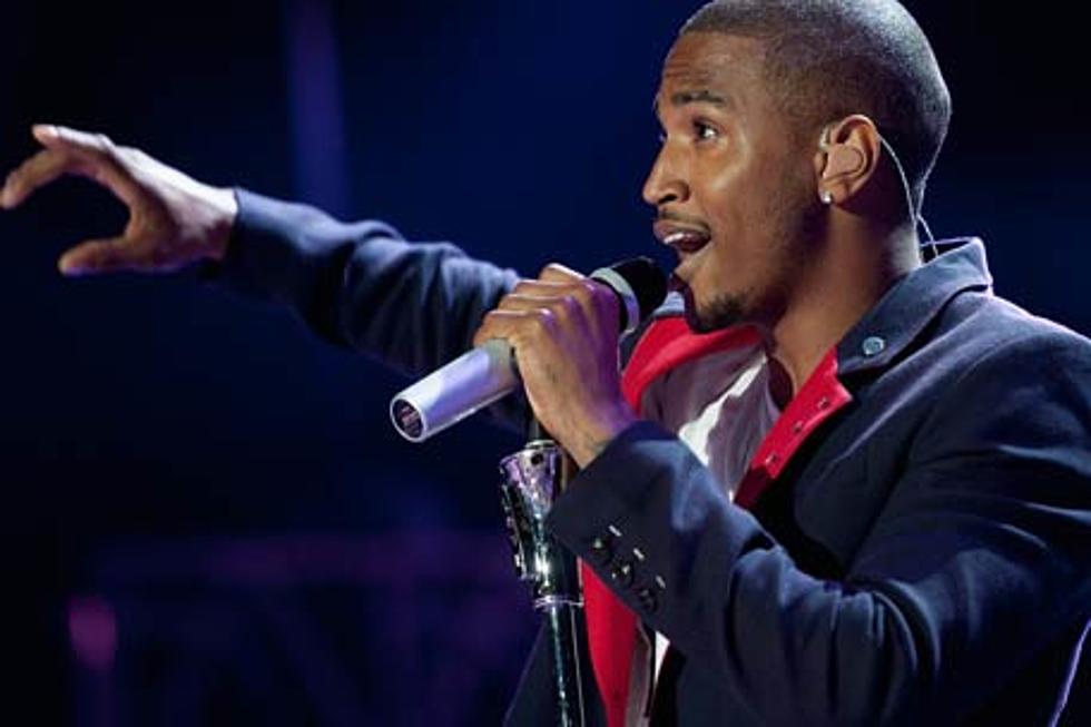 Trey Songz, Essence Music Festival 2012: Singer Strips Down, Serves Up Sexy &#8216;Dive In&#8217;