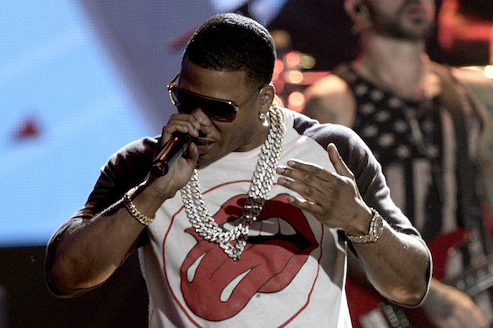 Nelly Performs ‘Ride Wit Me’ with Florida Georgia Line at 2013 American Music Awards