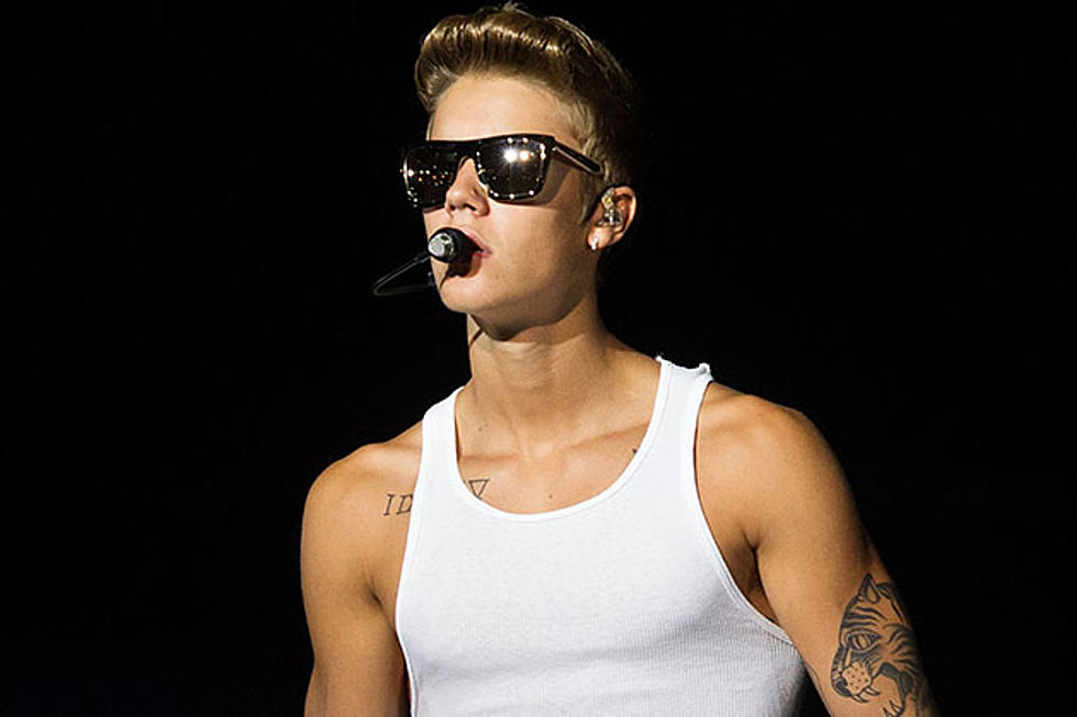 Justin Bieber Debuts ‘Roller Coaster’