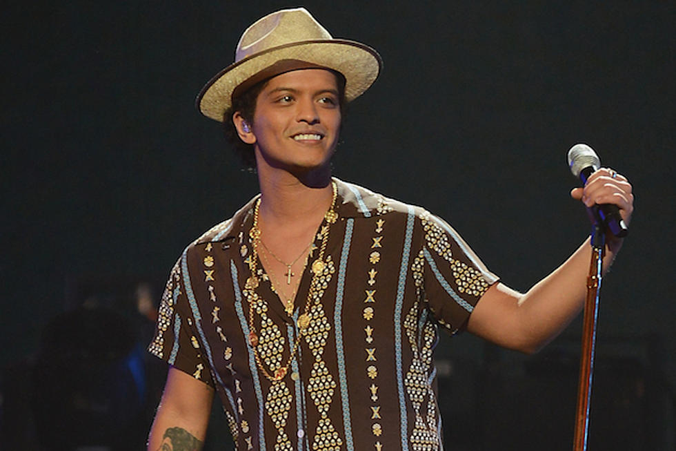 Bruno Mars Takes Requests!