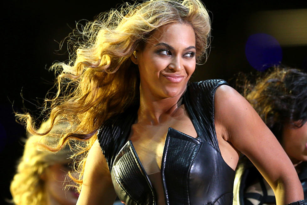 Beyonce Celebrates Album Release at New York City Arcade