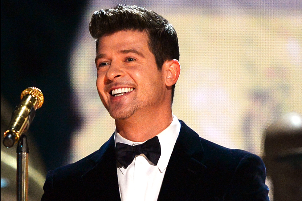 Robin Thicke Dazzles With Chicago During 2014 Grammys Awards Performance