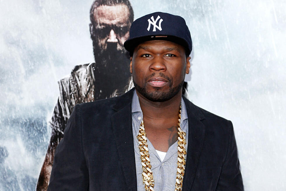 50 Cent Throws the Worst First Pitch Ever At Mets Game [VIDEO]