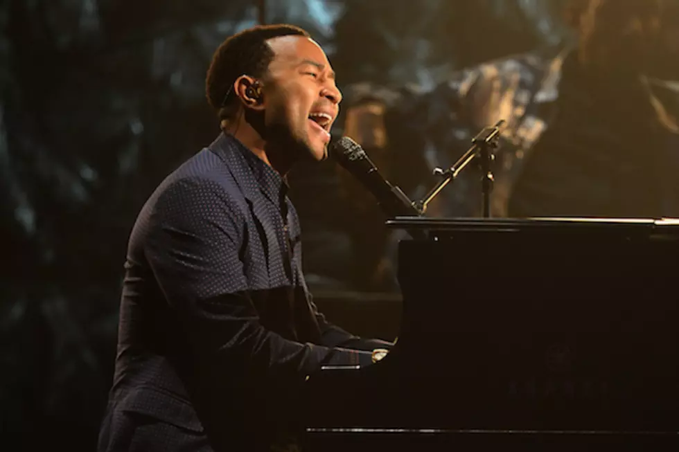 John Legend Performs ‘All of Me,’ ‘You & I’ at 2014 Billboard Music Awards [VIDEO]